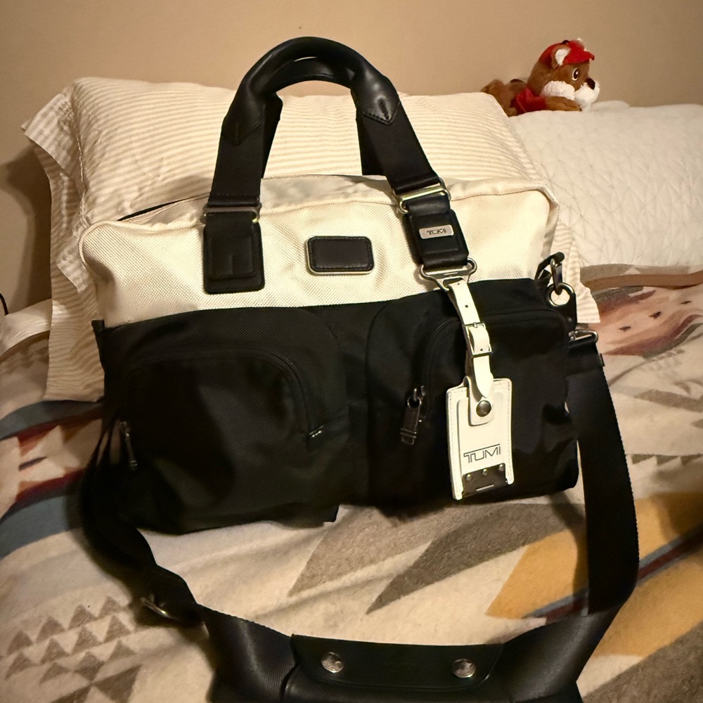 Tumi Black Nylon Alpha Bravo Everett Essential Tote